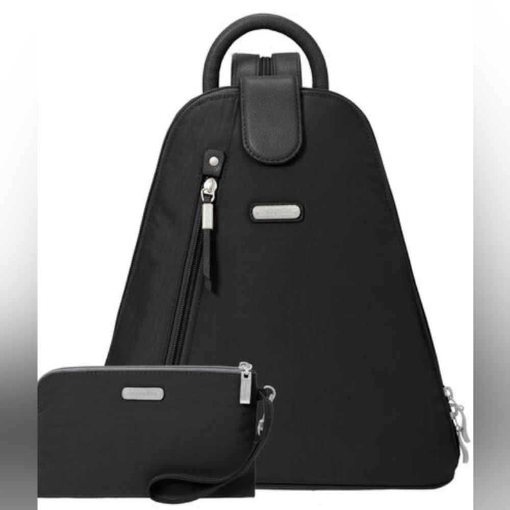 Baggallini Metro Backpack With RFID Phone Wristlet